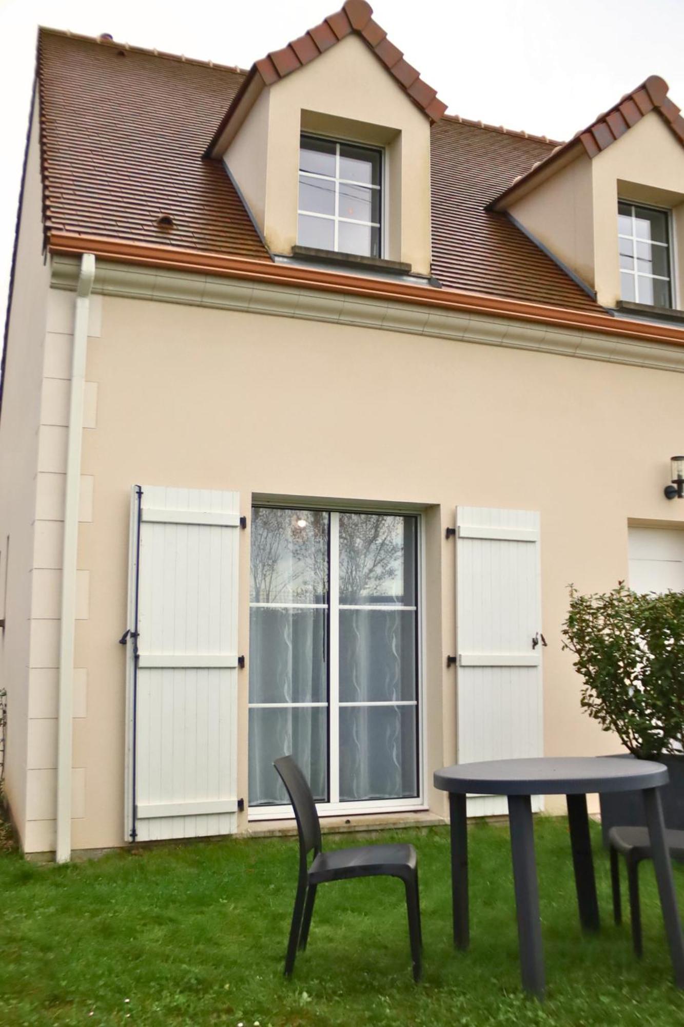 Chambre D'Hote Chancelier Guerin Mont-l'Eveque Exteriör bild